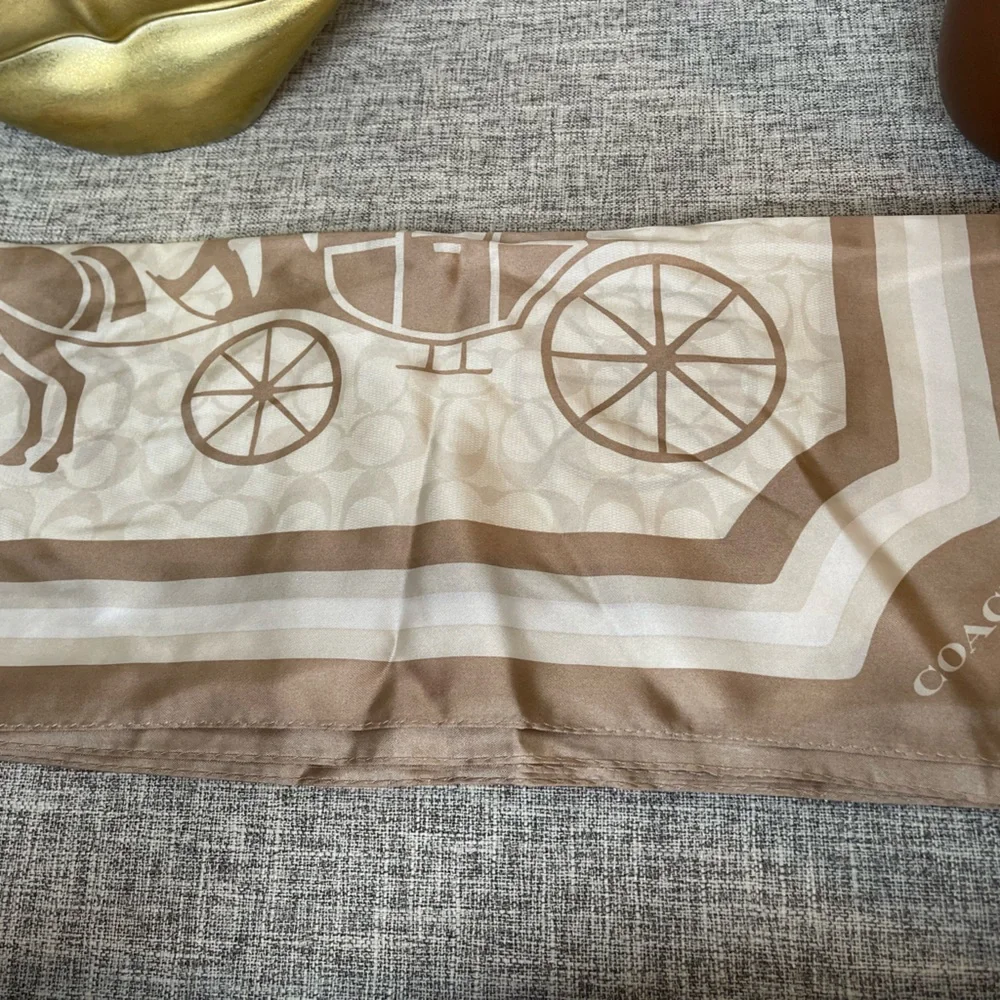 $99 COACH Sage Signatures Horse And Carriage Silk Square Scarf - Picture 3 of 7